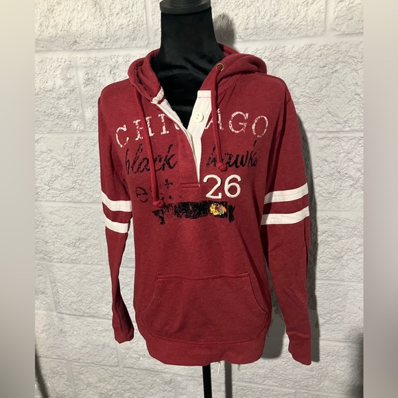 Old time hockey Newbury Collection Chicago Blackhawks Hoodie - Picture 1 of 6